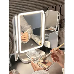 مرآة مكياج