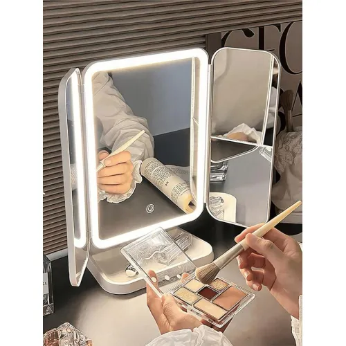 مرآة مكياج